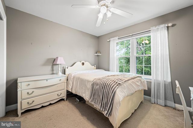 8 CAMERON CT, Exton, PA 19341