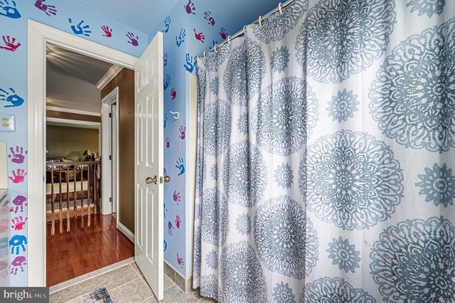 8 CAMERON CT, Exton, PA 19341