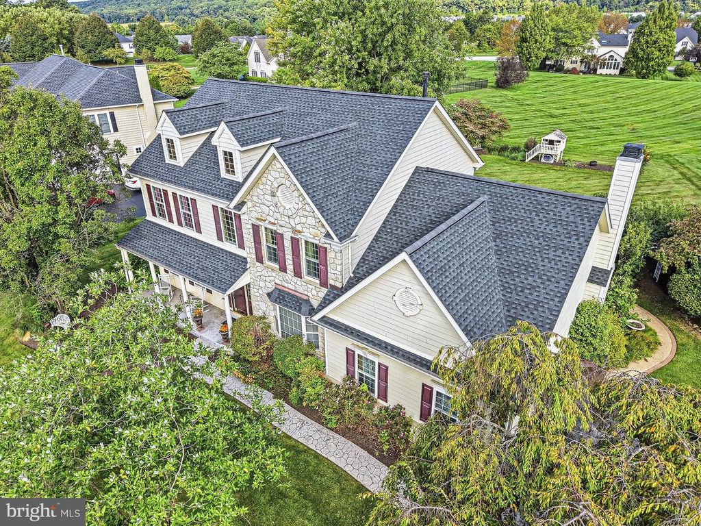 8 CAMERON CT, EXTON, PA 19341 — photo 2