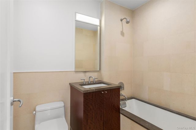 3220 Arlington Avenue 3A, Bronx, NY 10463