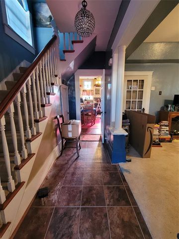 402 S 2nd Street, Guthrie, OK 73044