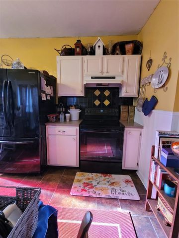 402 S 2nd Street, Guthrie, OK 73044