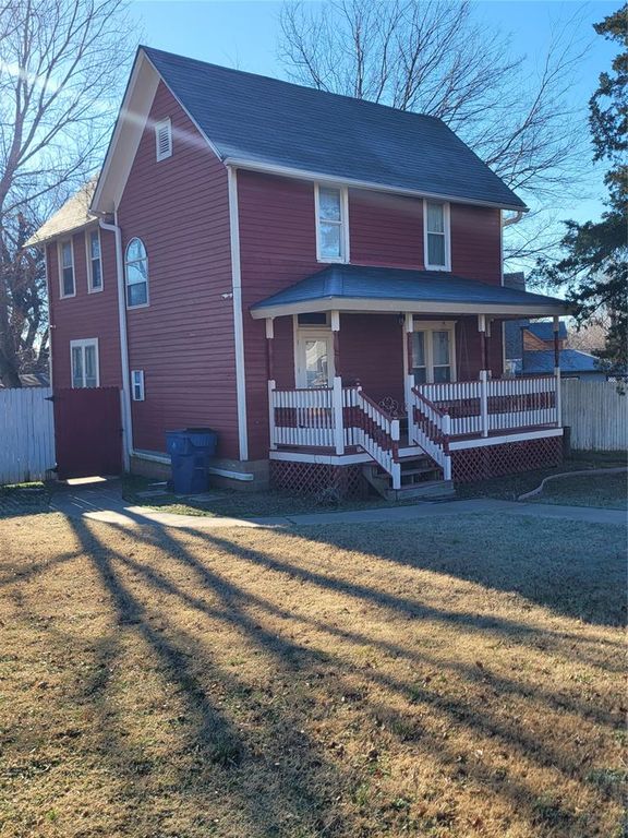 402 S 2nd Street, Guthrie, OK 73044