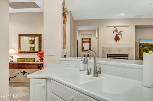 1758 W DION Drive, Phoenix, AZ 85086