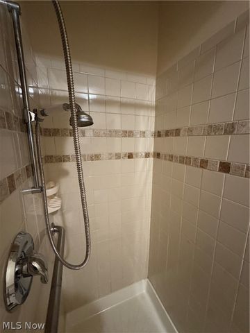 2705 Columbia Road, Medina, OH 44256