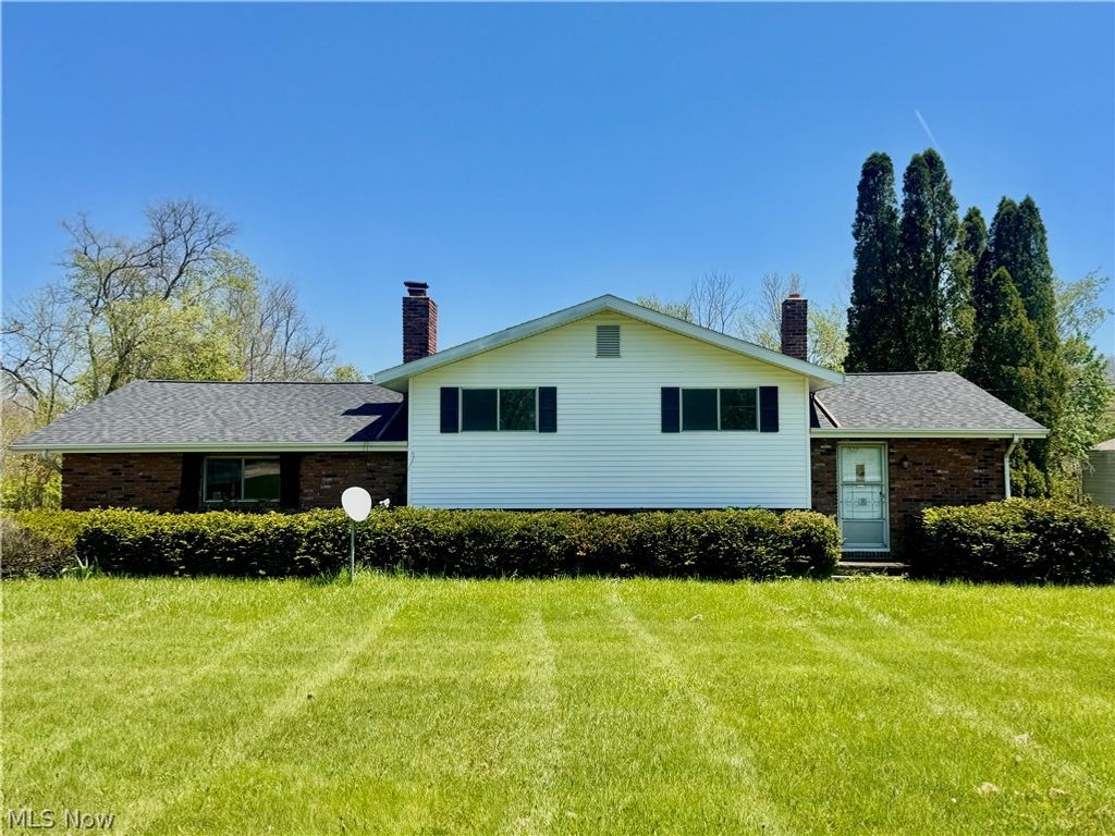 2705 Columbia Road, Medina, OH 44256