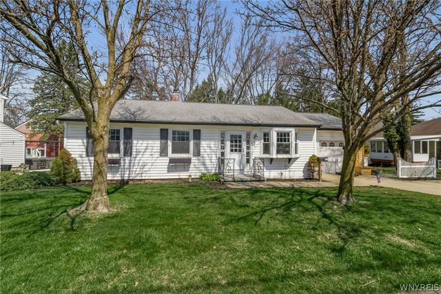 491 Pleasant Ave, Hamburg, NY 14075