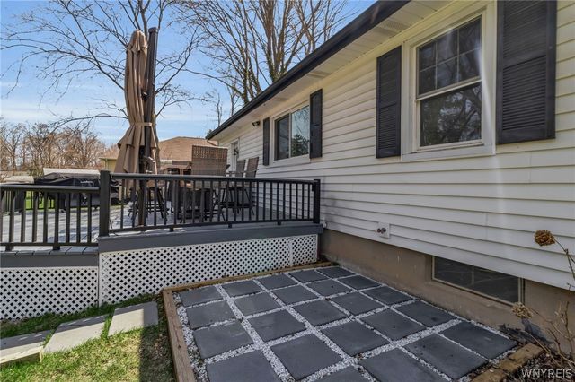 491 Pleasant Ave, Hamburg, NY 14075