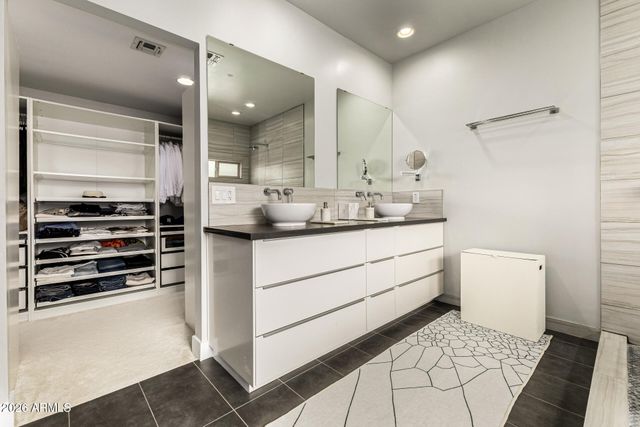 7636 E CATALINA Drive, Scottsdale, AZ 85251