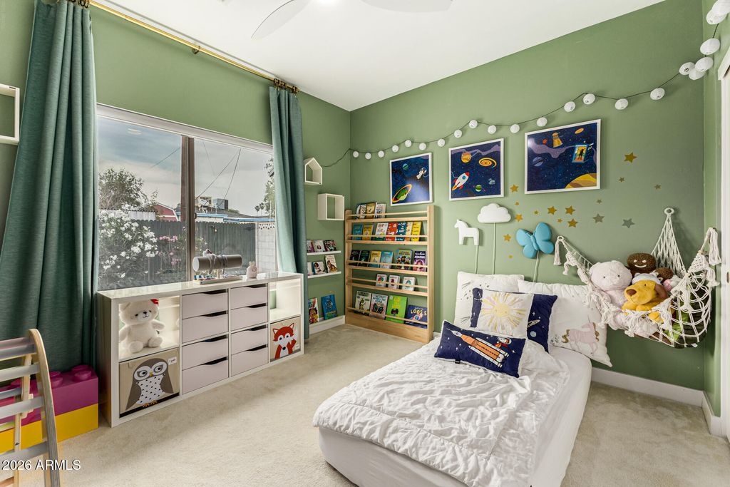 Image 26 of property listing at 7636 E CATALINA Drive, Scottsdale, AZ 85251