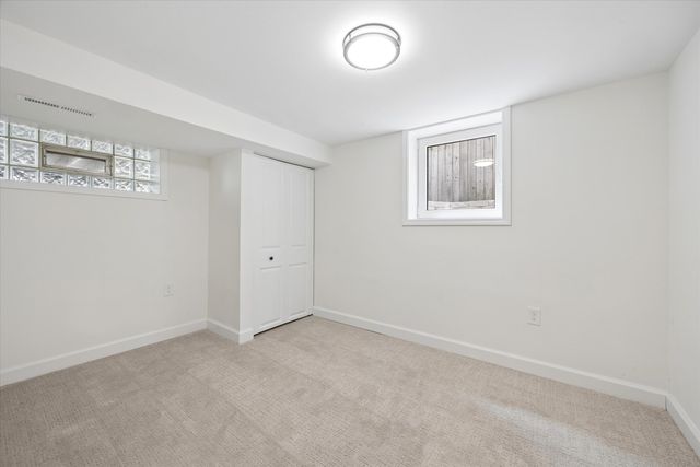 10527 S Albany Avenue, Chicago, IL 60655