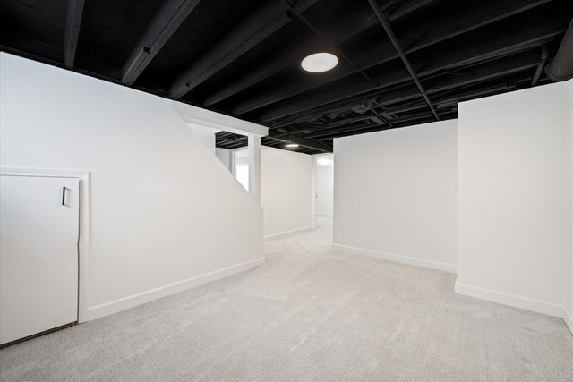 10527 S Albany Avenue, Chicago, IL 60655