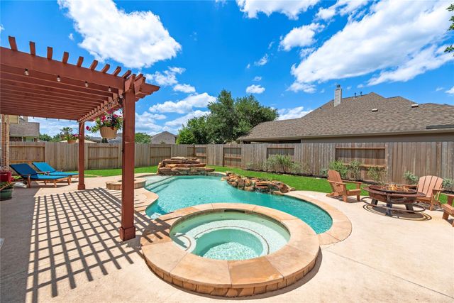 9210 Cold Hollow Lane, Missouri City, TX 77459