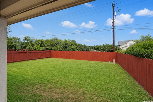 1411 OASIS CRK, San Antonio, TX 78260