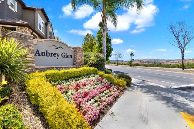 1501 Mirabelle Lane, Santee, CA 92071