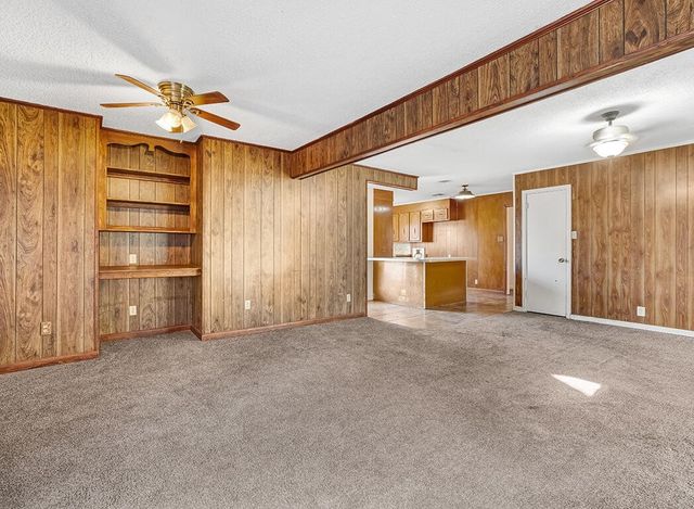 504 Redwater Road, Wake Village, TX 75501