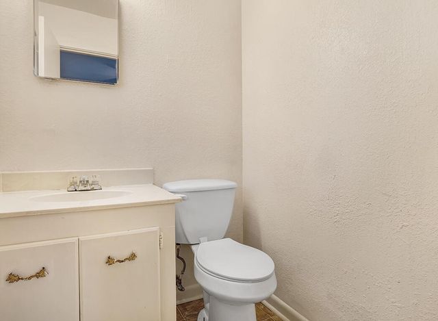 504 Redwater Road, Wake Village, TX 75501