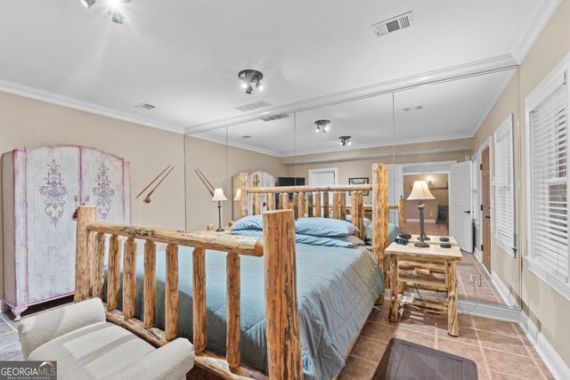 379 Bridgebrook Lane SW, Smyrna, GA 30082