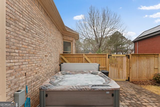 379 Bridgebrook Lane SW, Smyrna, GA 30082