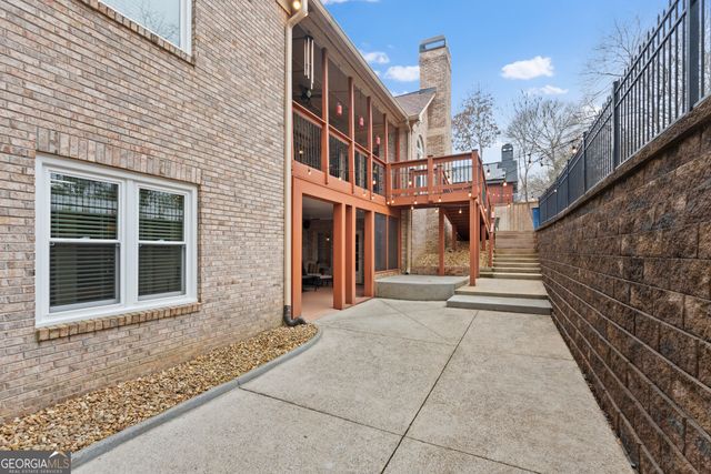 379 Bridgebrook Lane SW, Smyrna, GA 30082