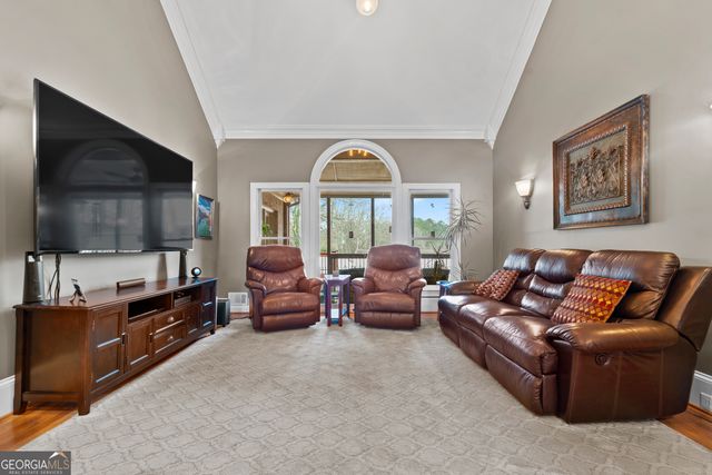 379 Bridgebrook Lane SW, Smyrna, GA 30082