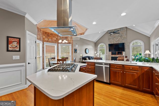 379 Bridgebrook Lane SW, Smyrna, GA 30082