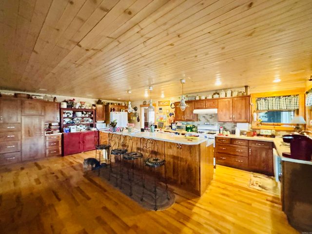 1918 Ridge Road, Mountain View, AR 72560