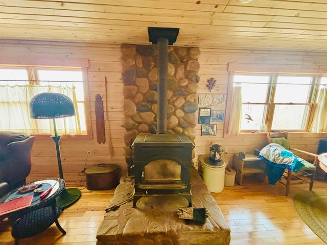 1918 Ridge Road, Mountain View, AR 72560