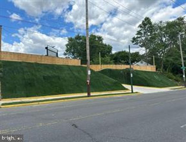 751 E WYOMING AVE, Philadelphia, PA 19124