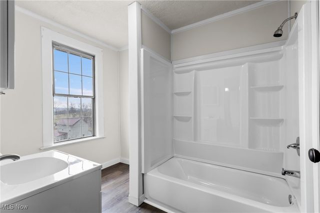 204 Oak Street, Bethesda, OH 43719