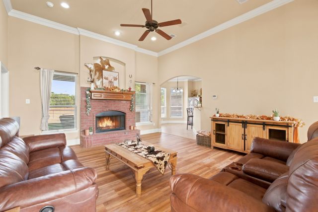 148 Fossil Rock Drive, Azle, TX 76020