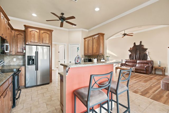 148 Fossil Rock Drive, Azle, TX 76020