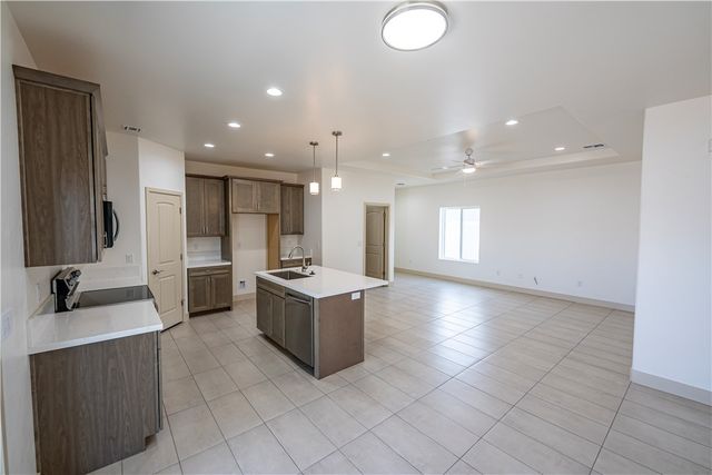 2485 E Devlin Avenue, Kingman, AZ 86409