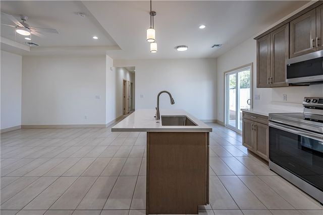 2485 E Devlin Avenue, Kingman, AZ 86409