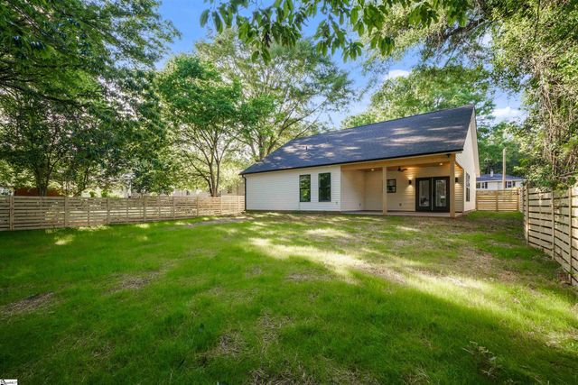 15 Milton Drive, Greenville, SC 29605