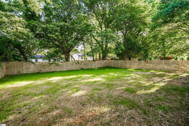 15 Milton Drive, Greenville, SC 29605