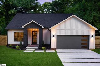 15 Milton Drive, Greenville, SC 29605