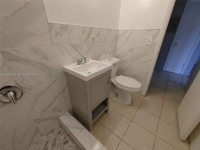 1501 NE 151st Ter, North Miami Beach, FL 33162