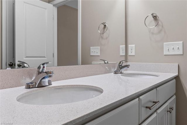 6061 Frye Bridge Road, Clemmons, NC 27012