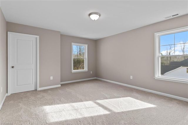 6061 Frye Bridge Road, Clemmons, NC 27012