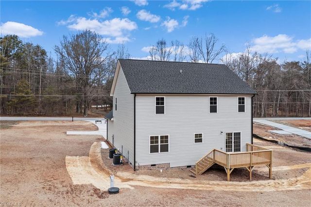 6061 Frye Bridge Road, Clemmons, NC 27012