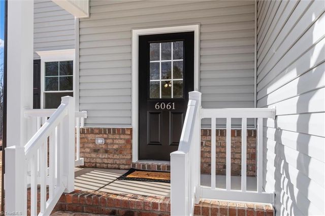 6061 Frye Bridge Road, Clemmons, NC 27012