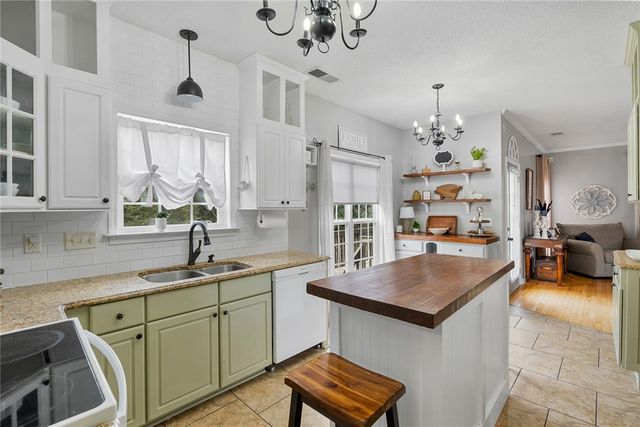 320 Regency Circle, Anderson, SC 29625