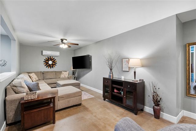 320 Regency Circle, Anderson, SC 29625