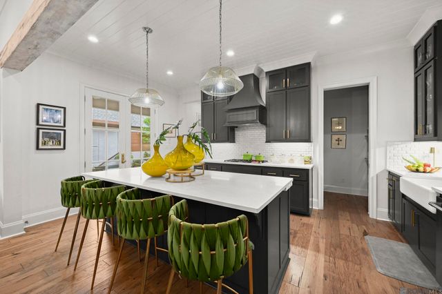 2230 Belfleur St, Baton Rouge, LA 70808