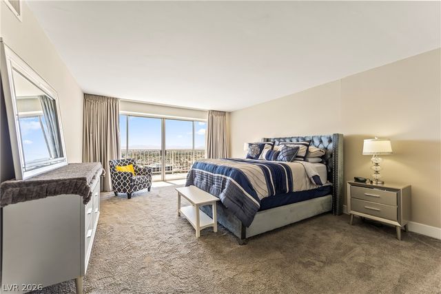 3111 Bel Air Drive 21F, Las Vegas, NV 89109
