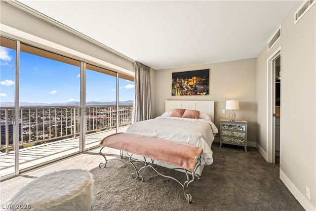 3111 Bel Air Drive 21F, Las Vegas, NV 89109