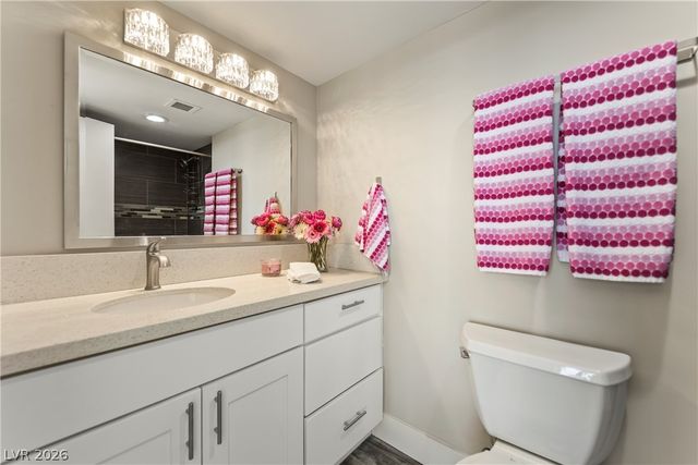 3111 Bel Air Drive 21F, Las Vegas, NV 89109