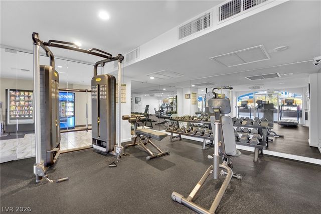 3111 Bel Air Drive 21F, Las Vegas, NV 89109