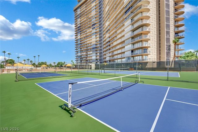 3111 Bel Air Drive 21F, Las Vegas, NV 89109